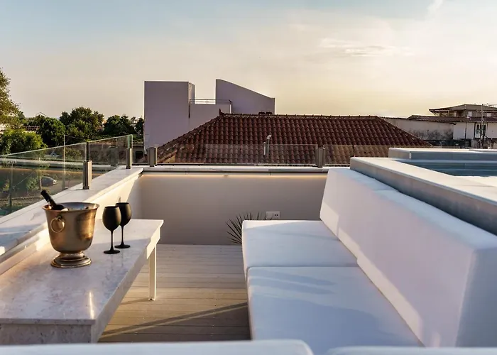 El Cielo Where Luxury Meets The Sky Apartamento Calamata